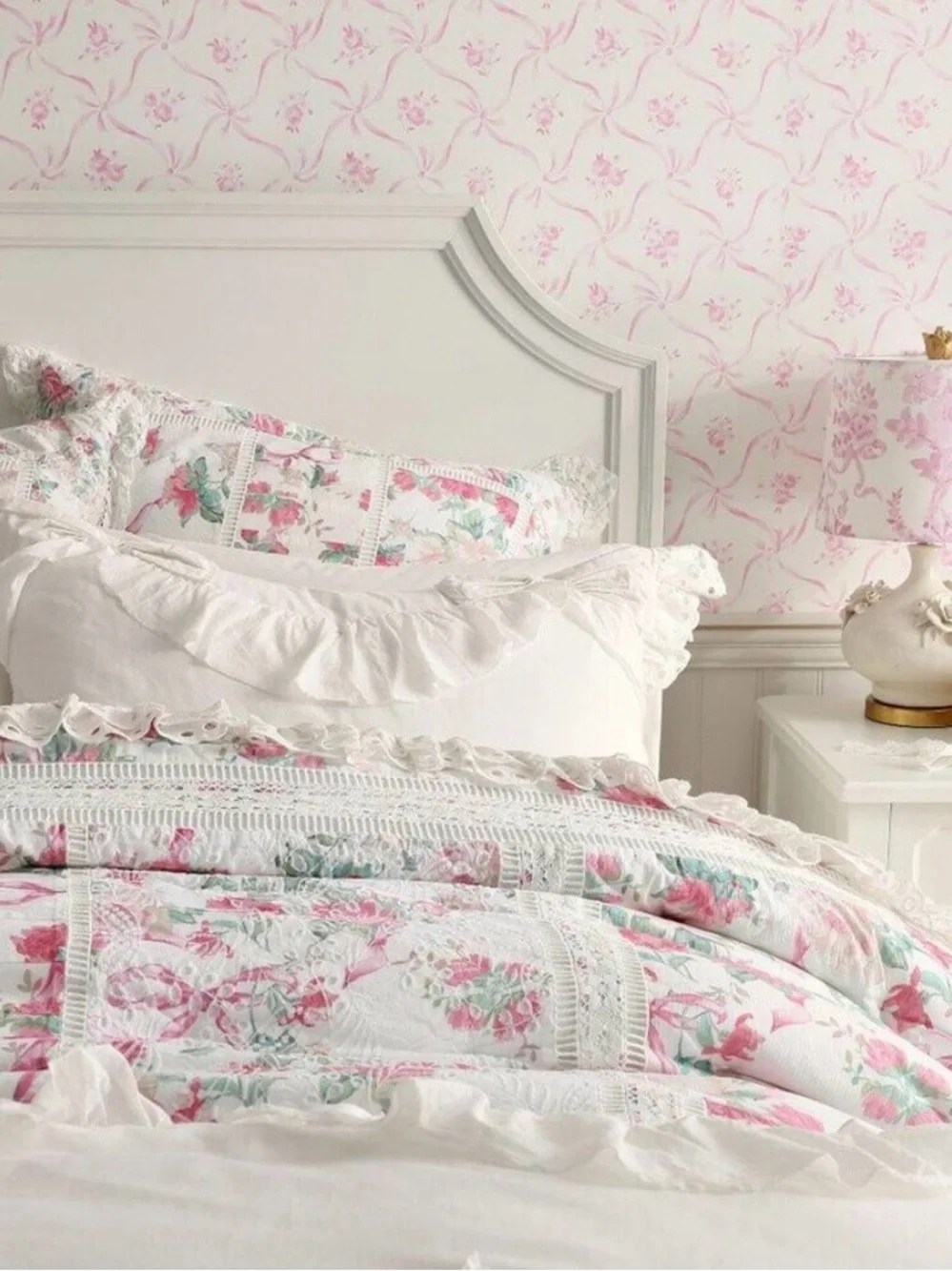 LoveShackFancy Pottery Barn TwinXL comforter and Sham
